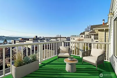 2349 Boylston Avenue E, Seattle, WA 98102 - Photo 17