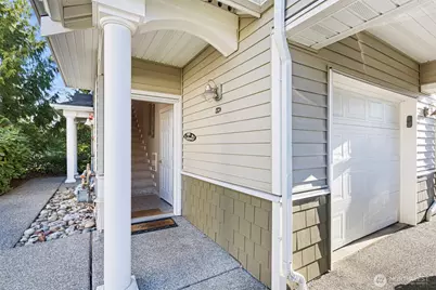 1855 Trossachs Boulevard SE #703, Sammamish, WA 98075 - Photo 3