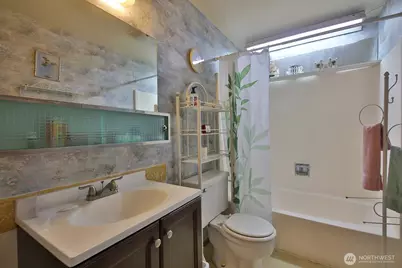 6423 Admiralty Way, Freeland, WA 98249 - Photo 21