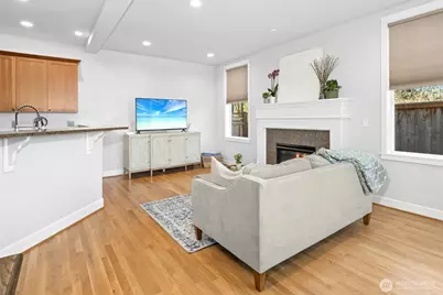 8030 212th Street SW, Edmonds, WA 98026 - Photo 5