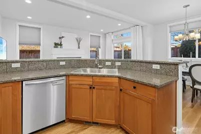 8030 212th Street SW, Edmonds, WA 98026 - Photo 13