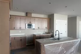 157 Salmon Dr, Wenatchee, WA 98801 - Photo 3