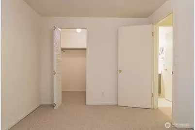 2022 NW 64th Street, Seattle, WA 98107 - Photo 15