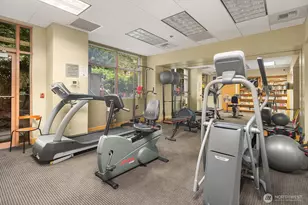 1100 106th Ave NE, Bellevue, WA 98004 - Photo 29