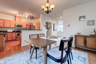 7005 Holly Park Dr S, Seattle, WA 98118 - Photo 9