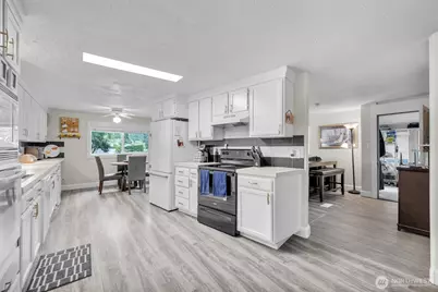 6360 Overland Trail, Maple Falls, WA 98266 - Photo 7