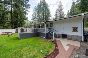 6360 Overland Trail, Maple Falls, WA 98266 - Photo 25