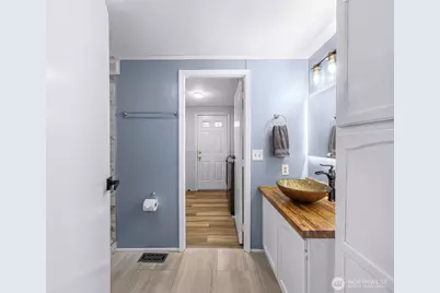 8204 Riverview Road, Snohomish, WA 98290 - Photo 23