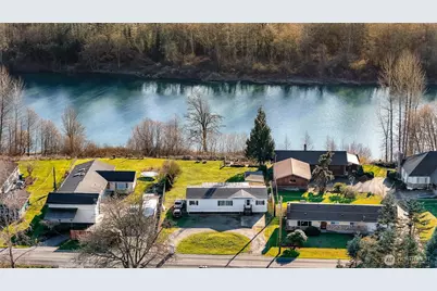 8204 Riverview Road, Snohomish, WA 98290 - Photo 1