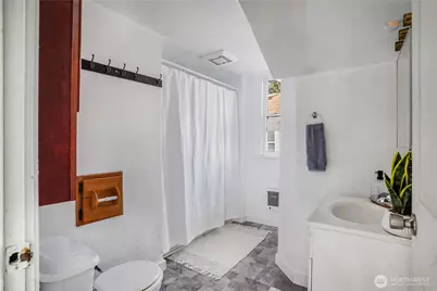 3718 E J St, Tacoma, WA 98404 - Photo 7