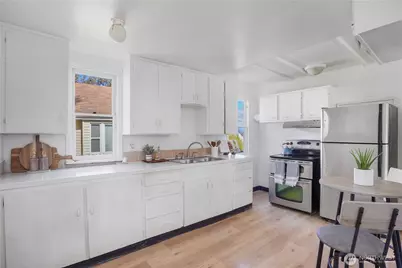 3718 E J St, Tacoma, WA 98404 - Photo 5