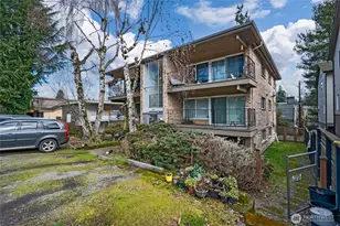 12030 32nd Ave NE, Seattle, WA 98125 - Photo 3