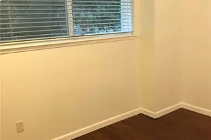 12030 32nd Ave NE, Seattle, WA 98125 - Photo 9