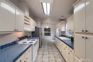 15330 Dewey Crest Ln, Anacortes, WA 98221 - Photo 5