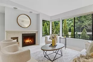 1354 Bellevue Way NE, Bellevue, WA 98004 - Photo 11