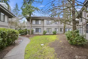 1354 Bellevue Way NE, Bellevue, WA 98004 - Photo 5
