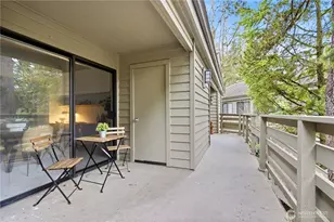 1354 Bellevue Way NE, Bellevue, WA 98004 - Photo 7