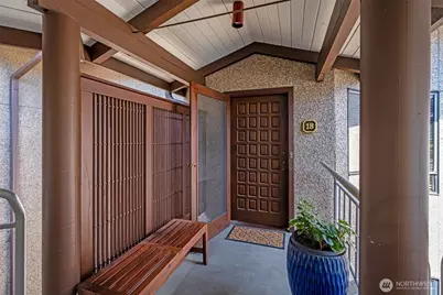 7019 47th Avenue SW #18, Seattle, WA 98136 - Photo 3