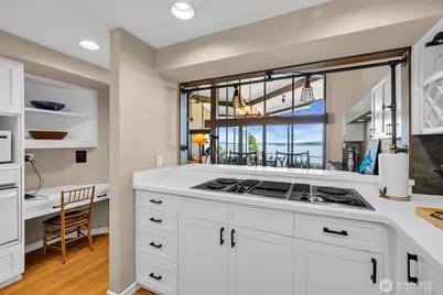 7019 47th Avenue SW #18, Seattle, WA 98136 - Photo 27