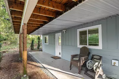 11001 Pioneer Drive, Anderson Island, WA 98303 - Photo 27