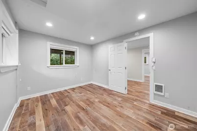 11001 Pioneer Drive, Anderson Island, WA 98303 - Photo 21