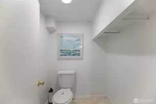 1046 NE 97th St, Seattle, WA 98115 - Photo 25