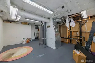 1046 NE 97th St, Seattle, WA 98115 - Photo 21