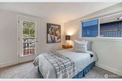 1046 NE 97th Street, Seattle, WA 98115 - Photo 13