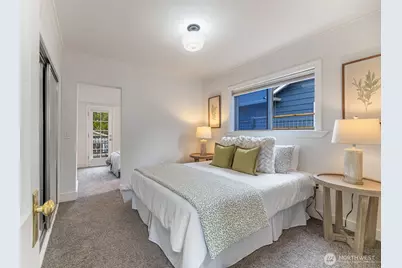 1046 NE 97th Street, Seattle, WA 98115 - Photo 11