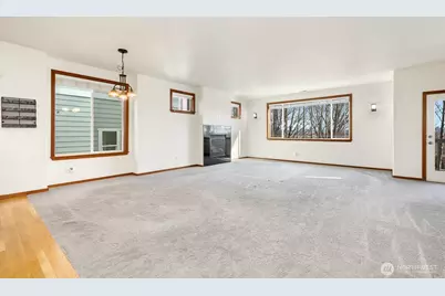 1132 Chestnut Court, Everett, WA 98201 - Photo 5