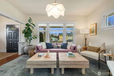 4215 S Holly Street, Seattle, WA 98118 - Photo 9