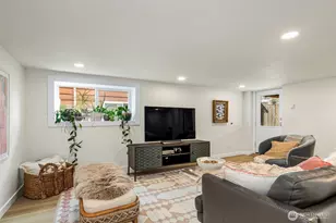 4215 S Holly St, Seattle, WA 98118 - Photo 21