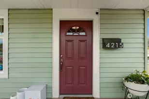 4215 S Holly St, Seattle, WA 98118 - Photo 3