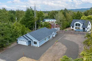 33 Butterfly Ln, Pacific Beach, WA 98571 - Photo 1