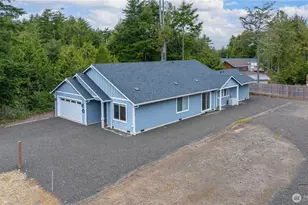 33 Butterfly Ln, Pacific Beach, WA 98571 - Photo 3