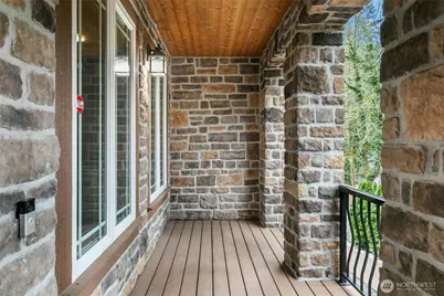 18634 92nd Avenue NE, Bothell, WA 98011 - Photo 3