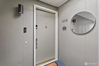9904 NE 124th Street #1006, Kirkland, WA 98034 - Photo 3