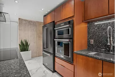 9904 NE 124th Street #1006, Kirkland, WA 98034 - Photo 7