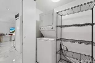 9904 NE 124th St, Kirkland, WA 98034 - Photo 21