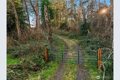 2150 Newman Road, Langley, WA 98260 - Photo 9