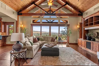 1680 Skyline Drive, Wenatchee, WA 98801 - Photo 5