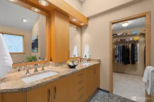 16880 SE 56th Pl, Bellevue, WA 98006 - Photo 13