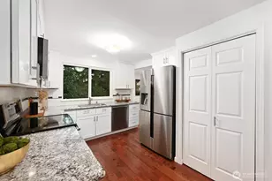 832 NE 202nd St, Shoreline, WA 98155 - Photo 15