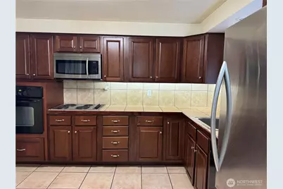 8930 7th Avenue SE, Everett, WA 98208 - Photo 7