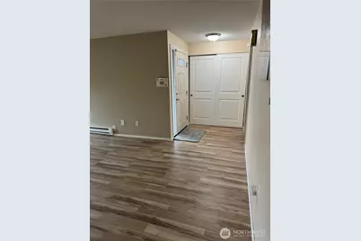 8930 7th Avenue SE, Everett, WA 98208 - Photo 3