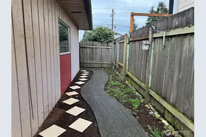 8930 7th Avenue SE, Everett, WA 98208 - Photo 21