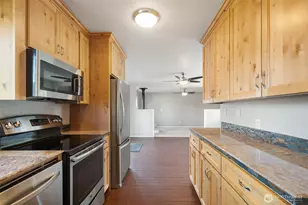 122 N C St, Buckley, WA 98321 - Photo 13