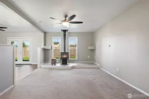 122 N C St, Buckley, WA 98321 - Photo 9