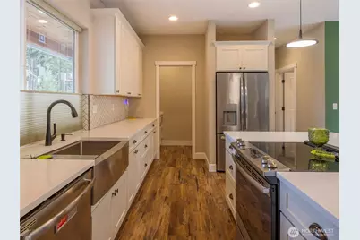 1934 W 8th Street, Port Angeles, WA 98363 - Photo 9