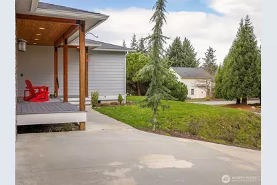1934 W 8th Street, Port Angeles, WA 98363 - Photo 3